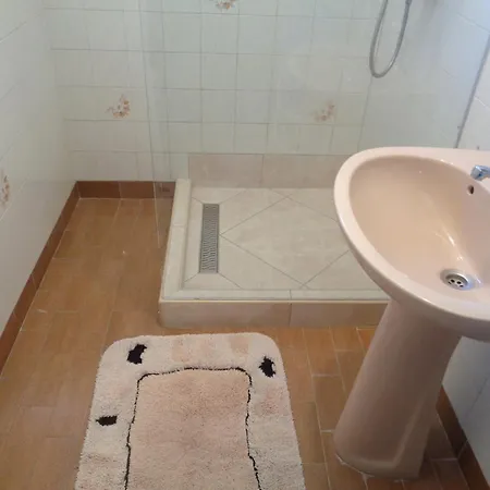 شقة Irenke Vendeghaz Alsópáhok