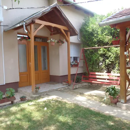 Irenke Vendeghaz * Alsópáhok