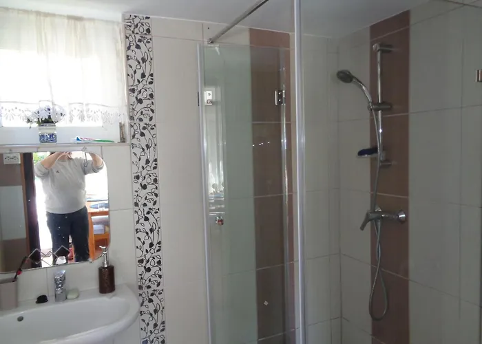 Irenke Vendeghaz Apartment