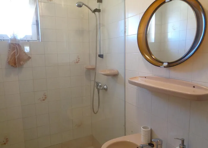 Irenke Vendeghaz Apartment